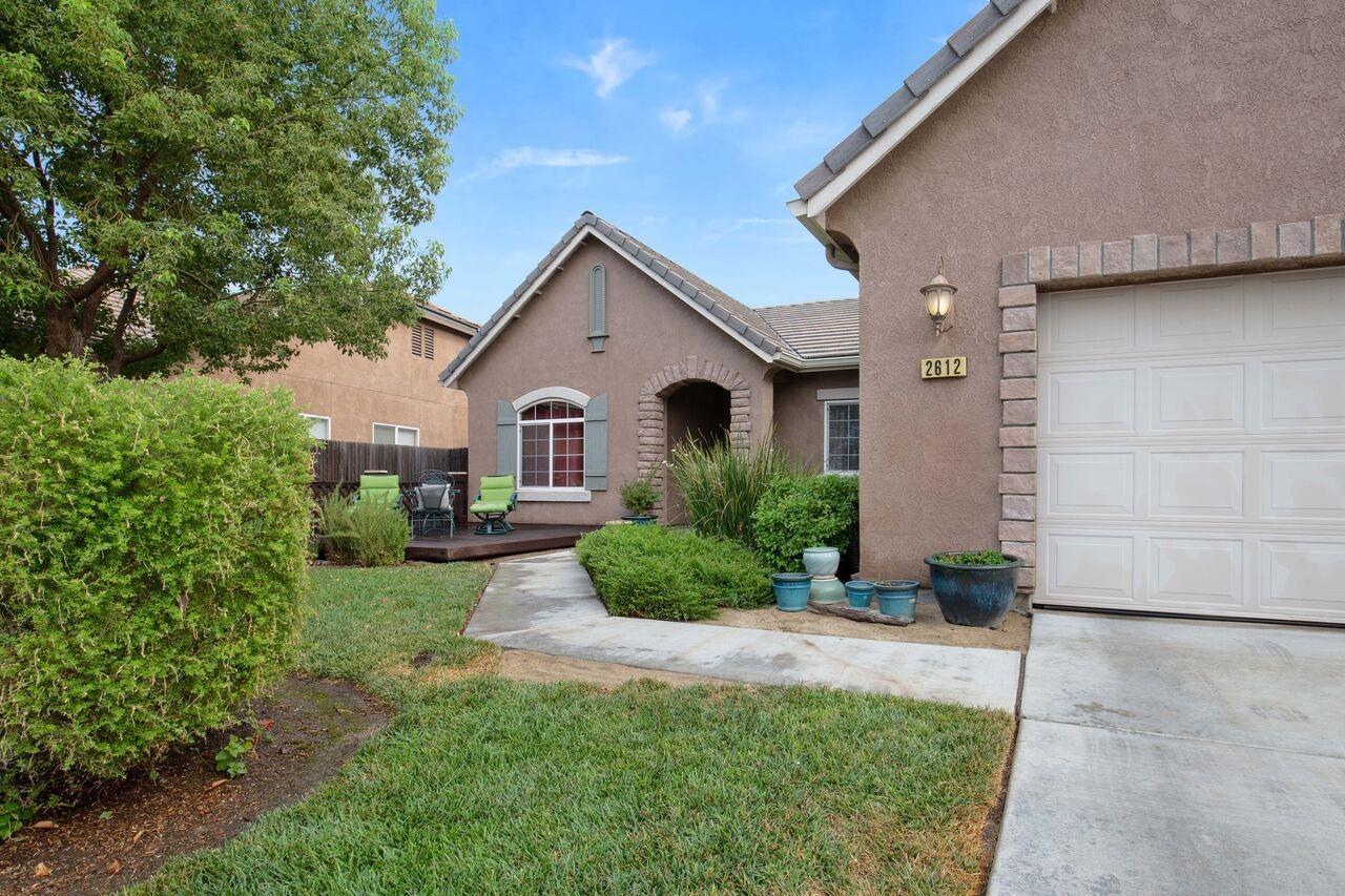 2612 Newton Court - Photo 1