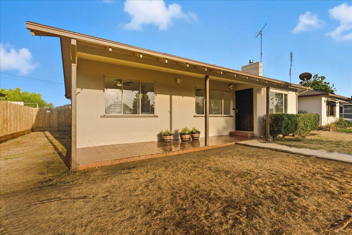 407 Channing Way - Photo 1