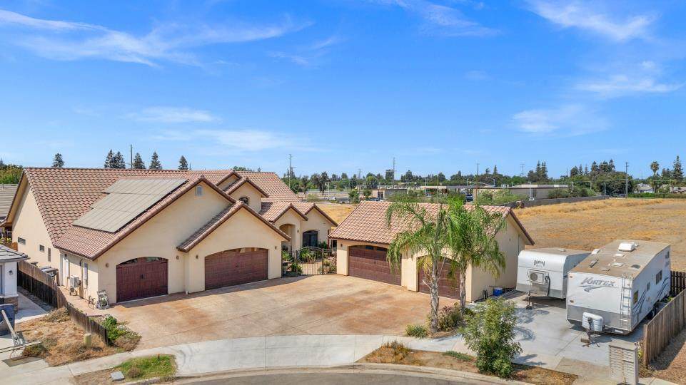 1139 Citrus Court - Photo 1