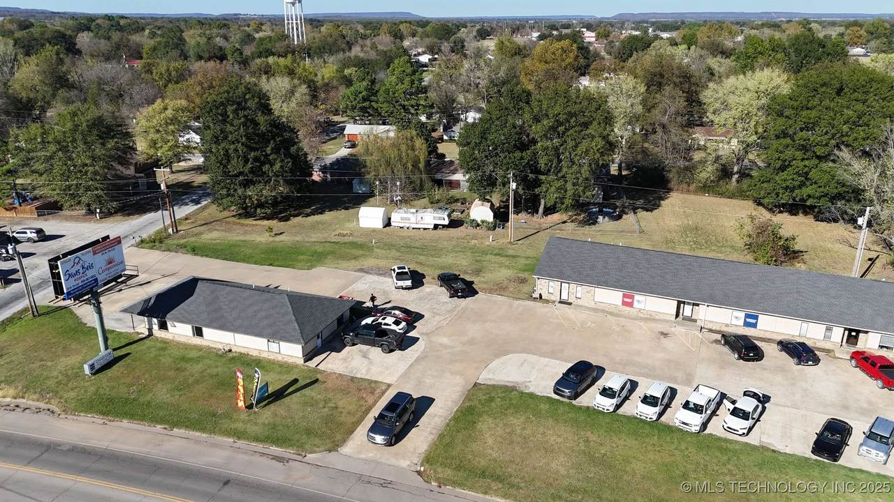 801 Main Street - Photo 1