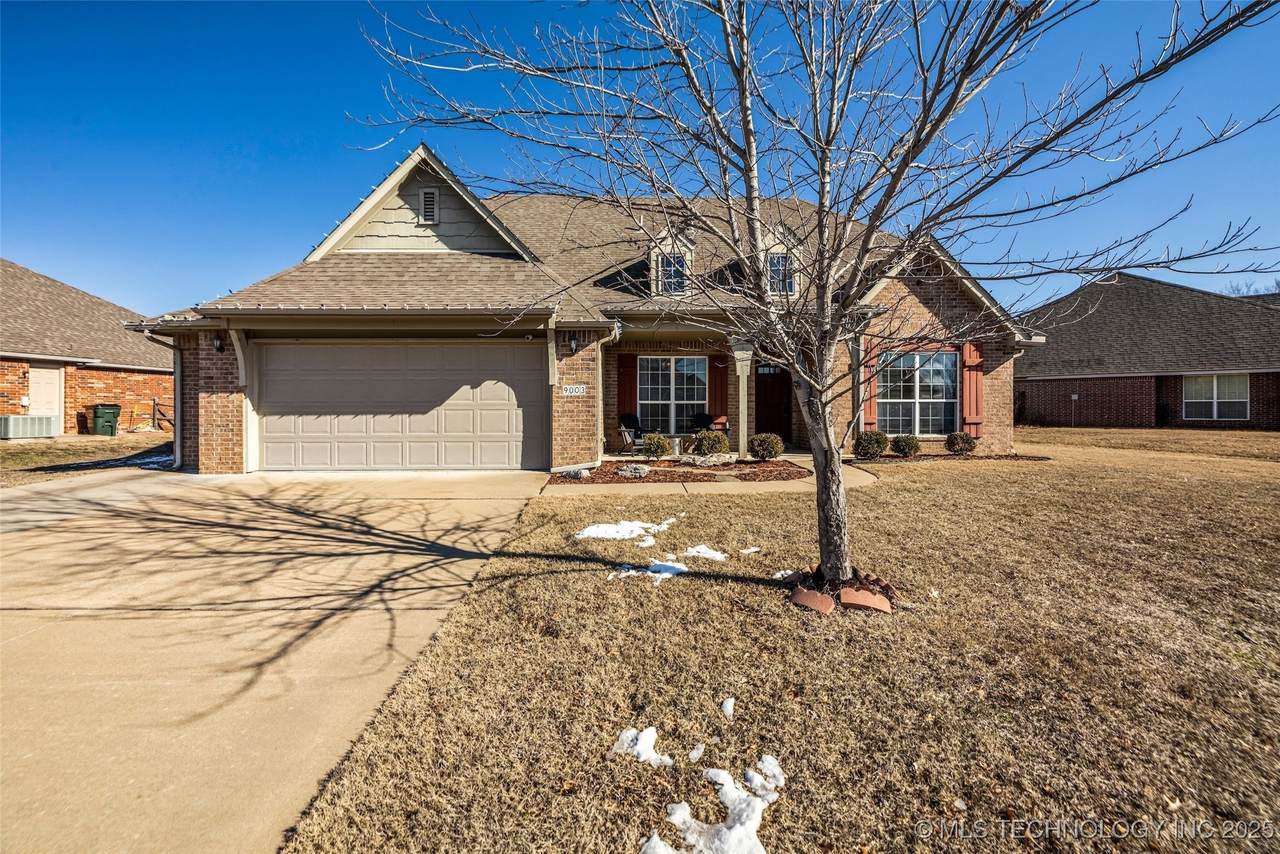 9003 156th East Avenue - Photo 1