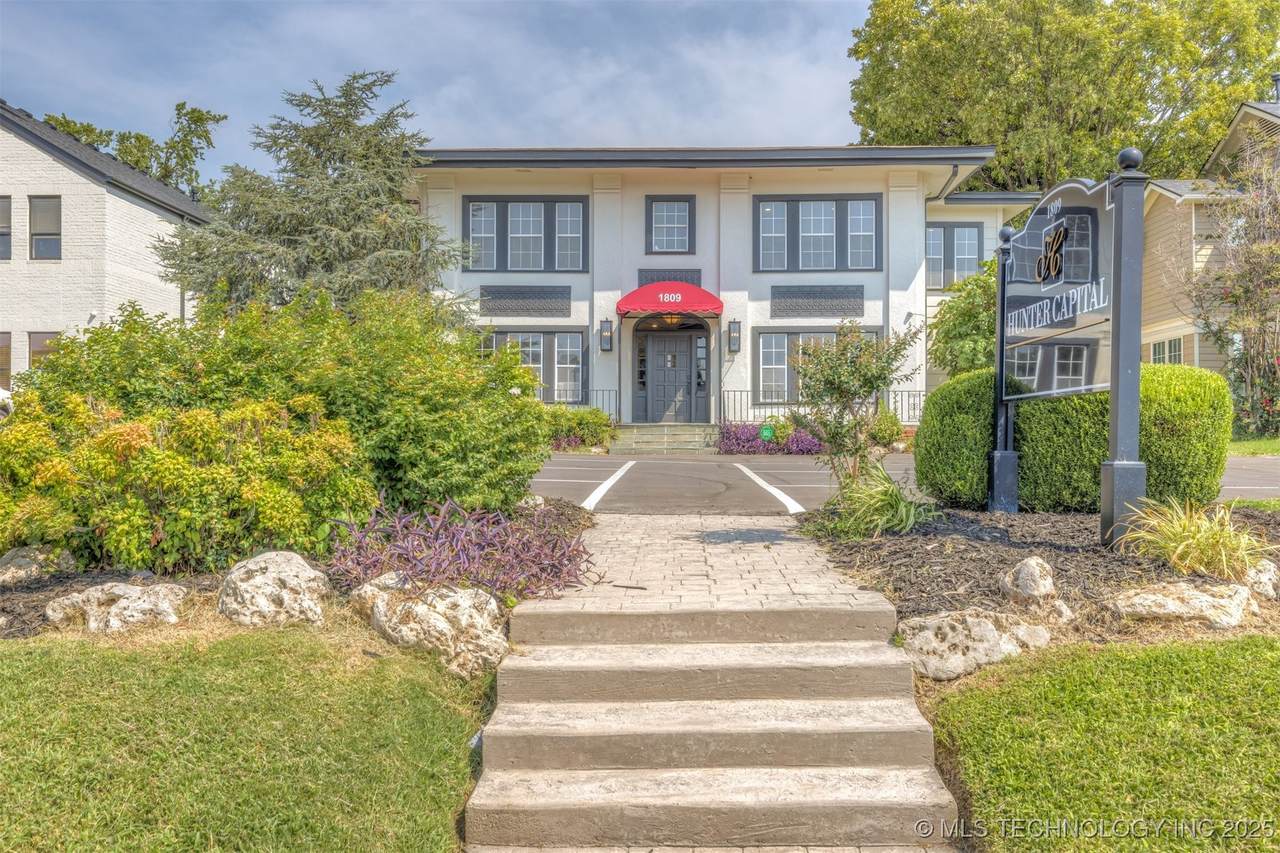 1809 15th Street - Photo 1