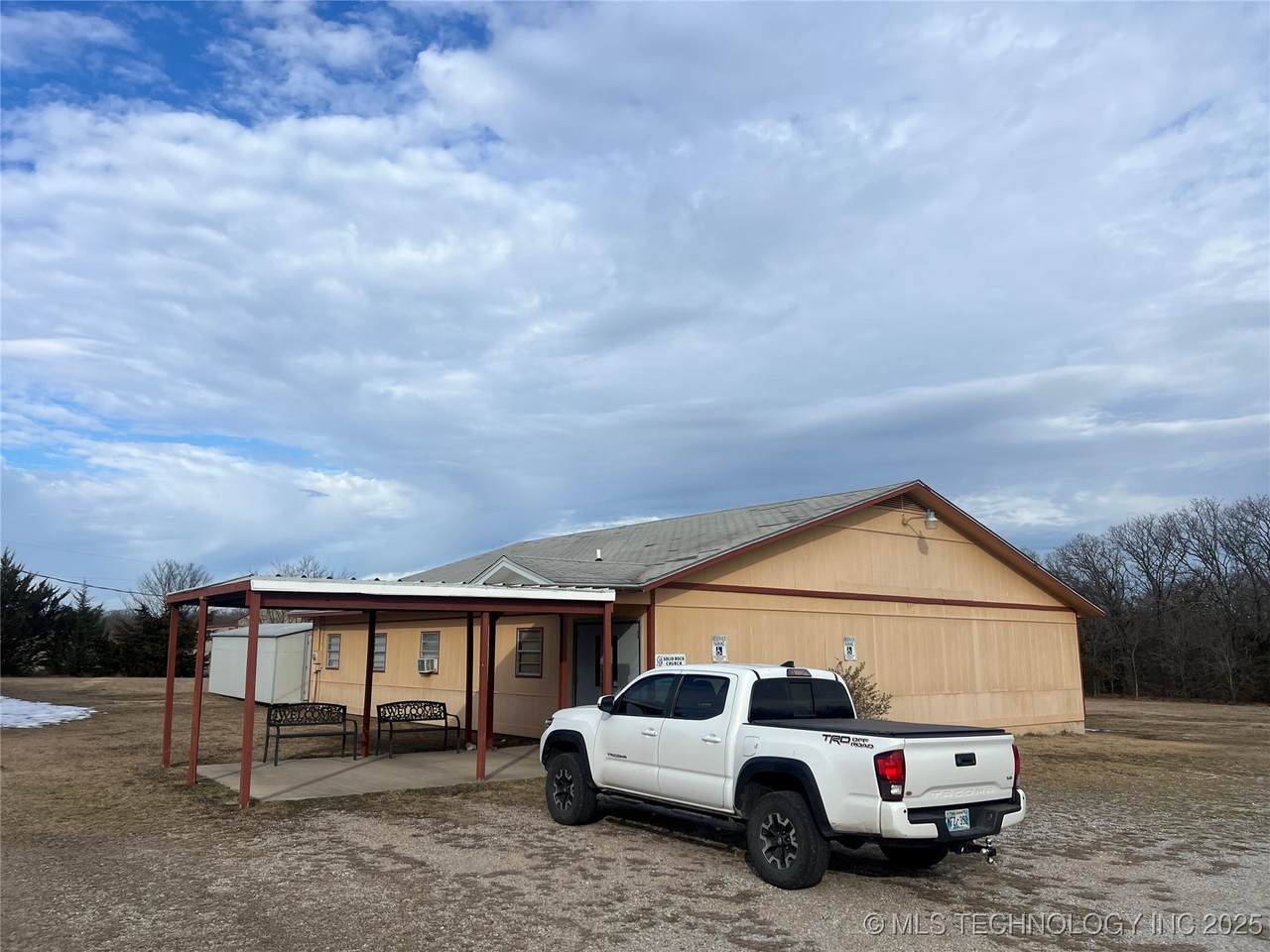 3946 Carter - Photo 1