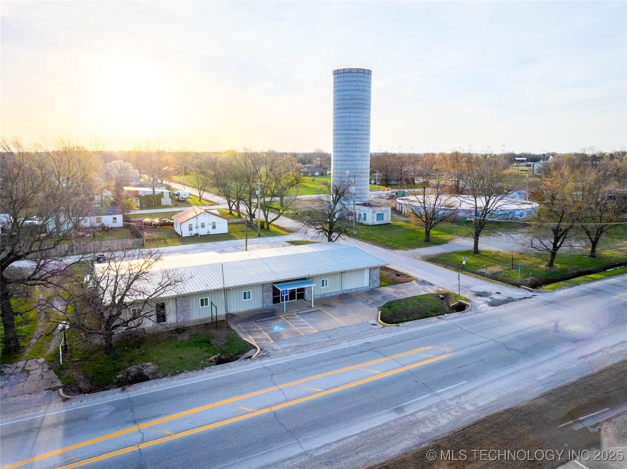 123 Ash Street - Photo 1