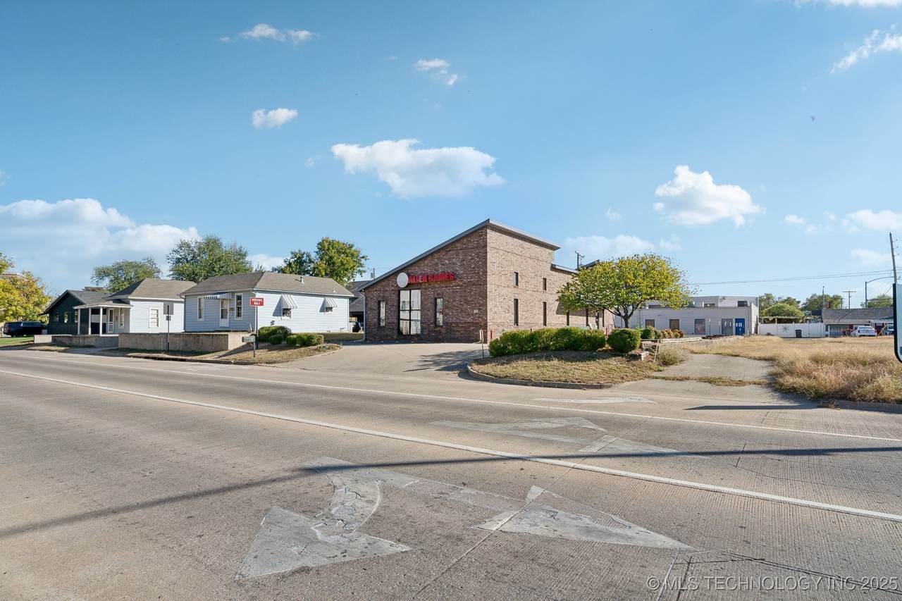 508 A Street - Photo 1
