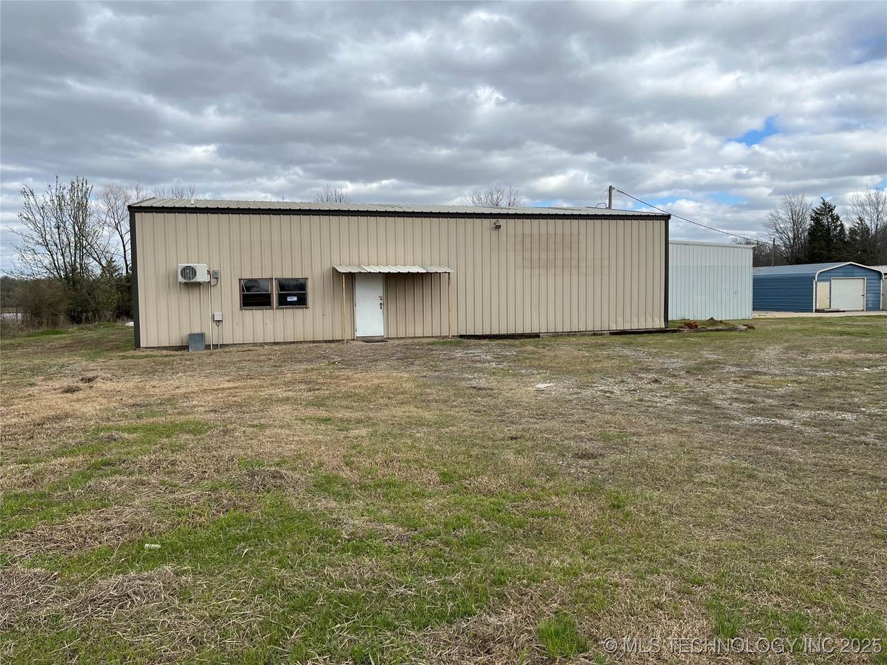 3756 Mississippi - Photo 1