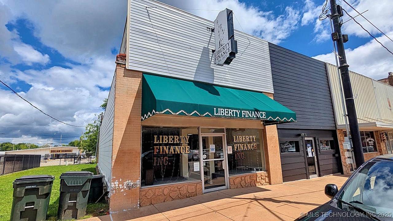 215 6th Street - Photo 1