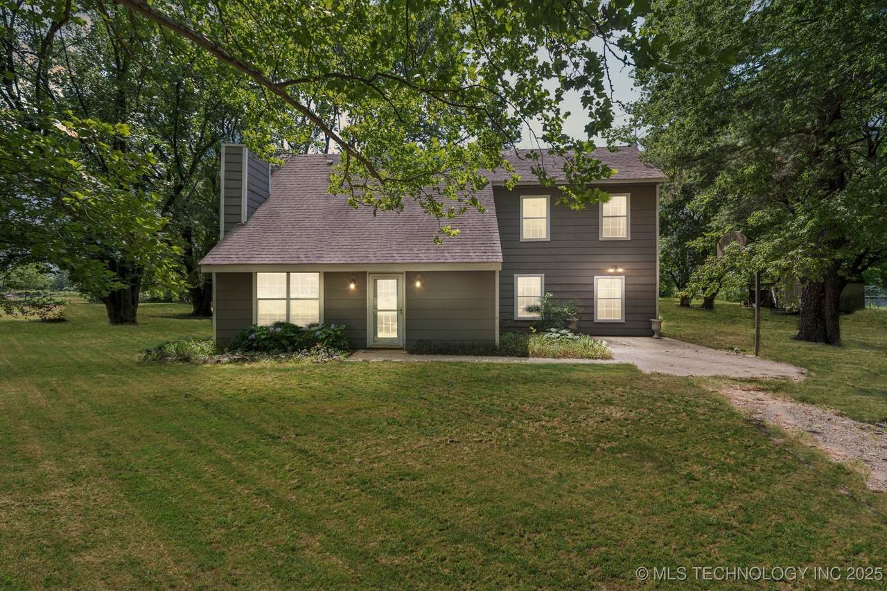 16602 203rd East Avenue - Photo 1