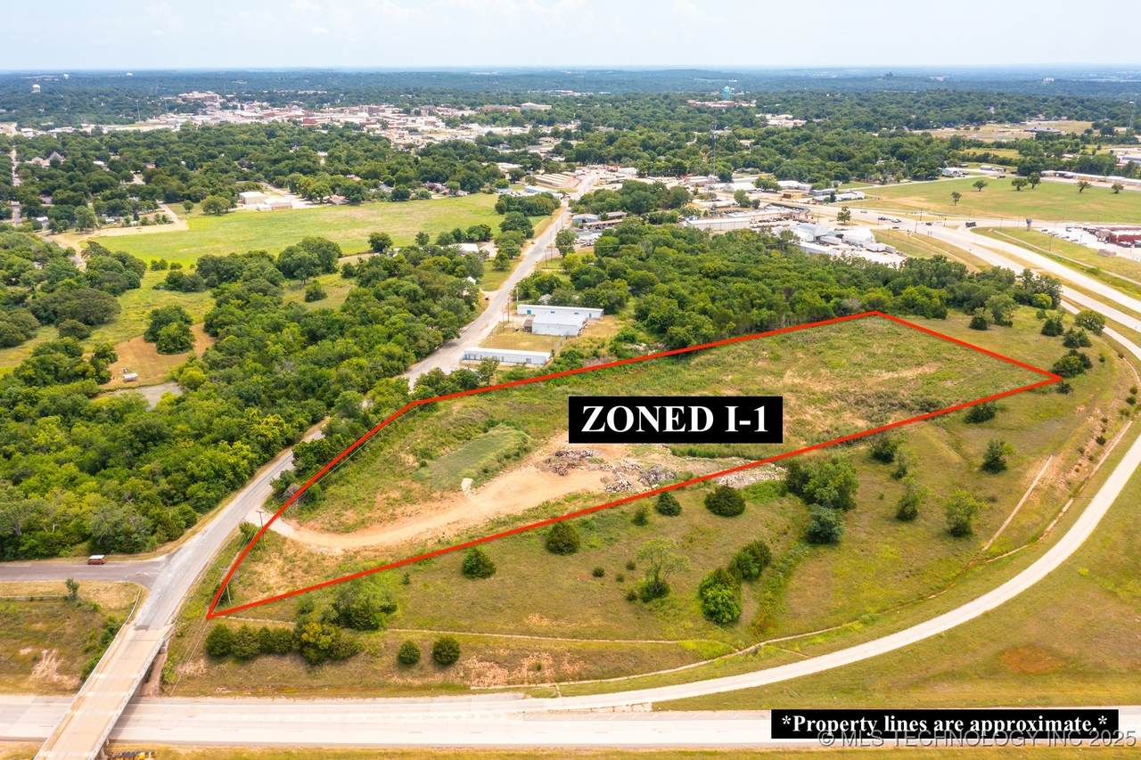 1415 Sandy Creek Drive - Photo 1