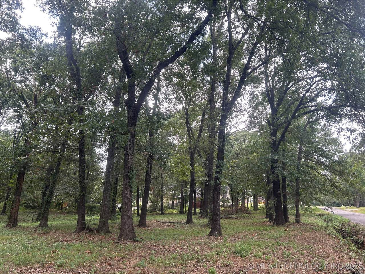 5301 Stonebriar Circle - Photo 1