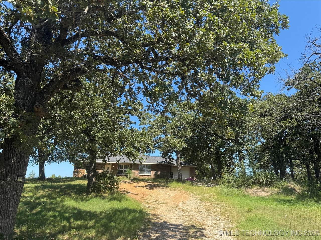 1416 Richland - Photo 1