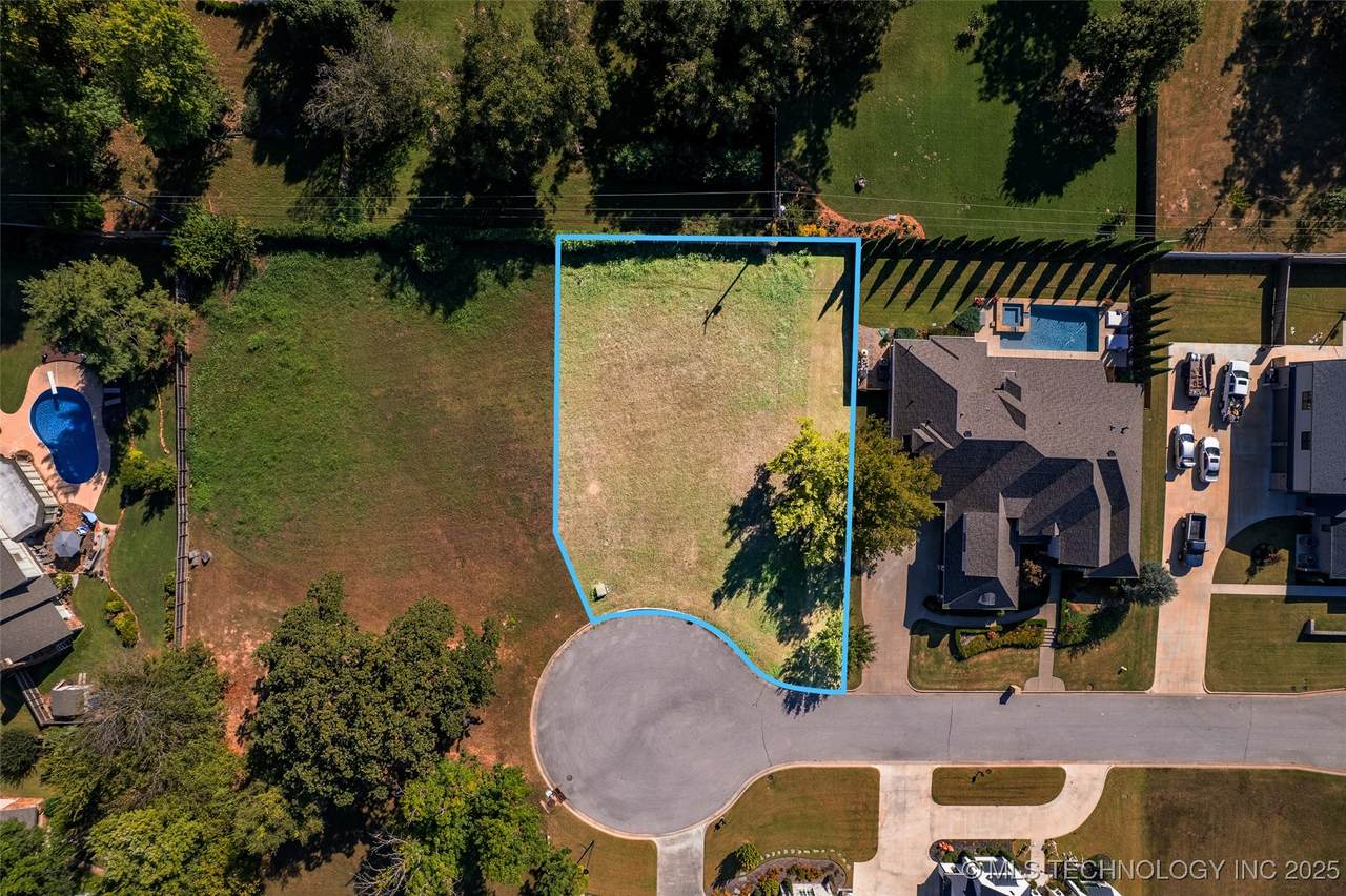 3814 103rd Place - Photo 1