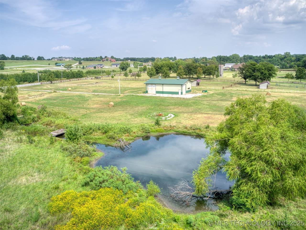 13825 Lewis Avenue - Photo 1