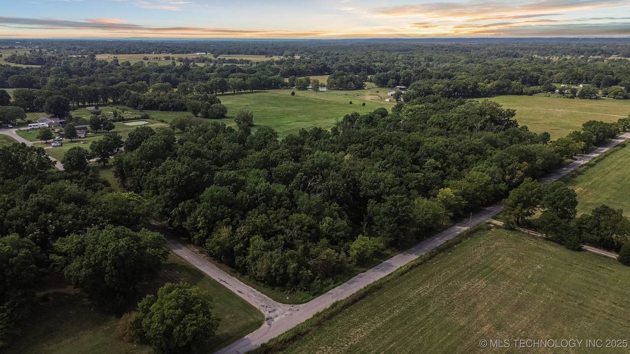 27092 Sugar Lane - Photo 1