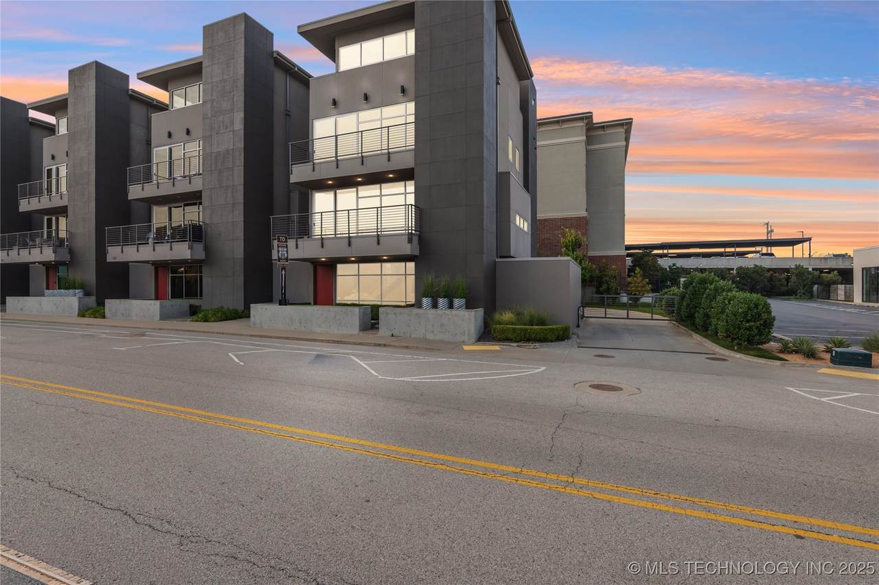 629 3rd Street - Photo 1