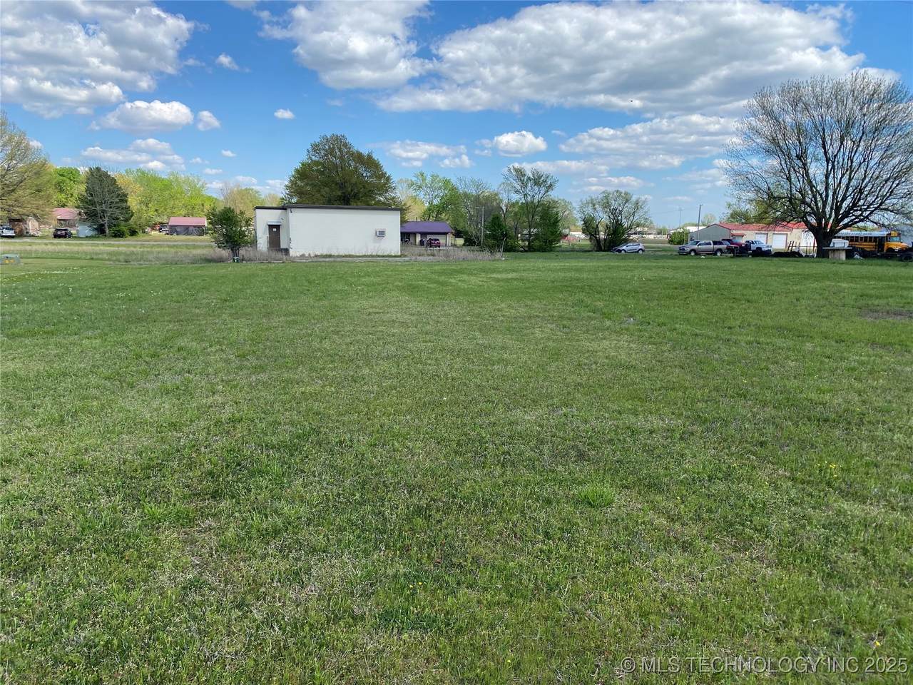 0000 Rogers Avenue - Photo 1