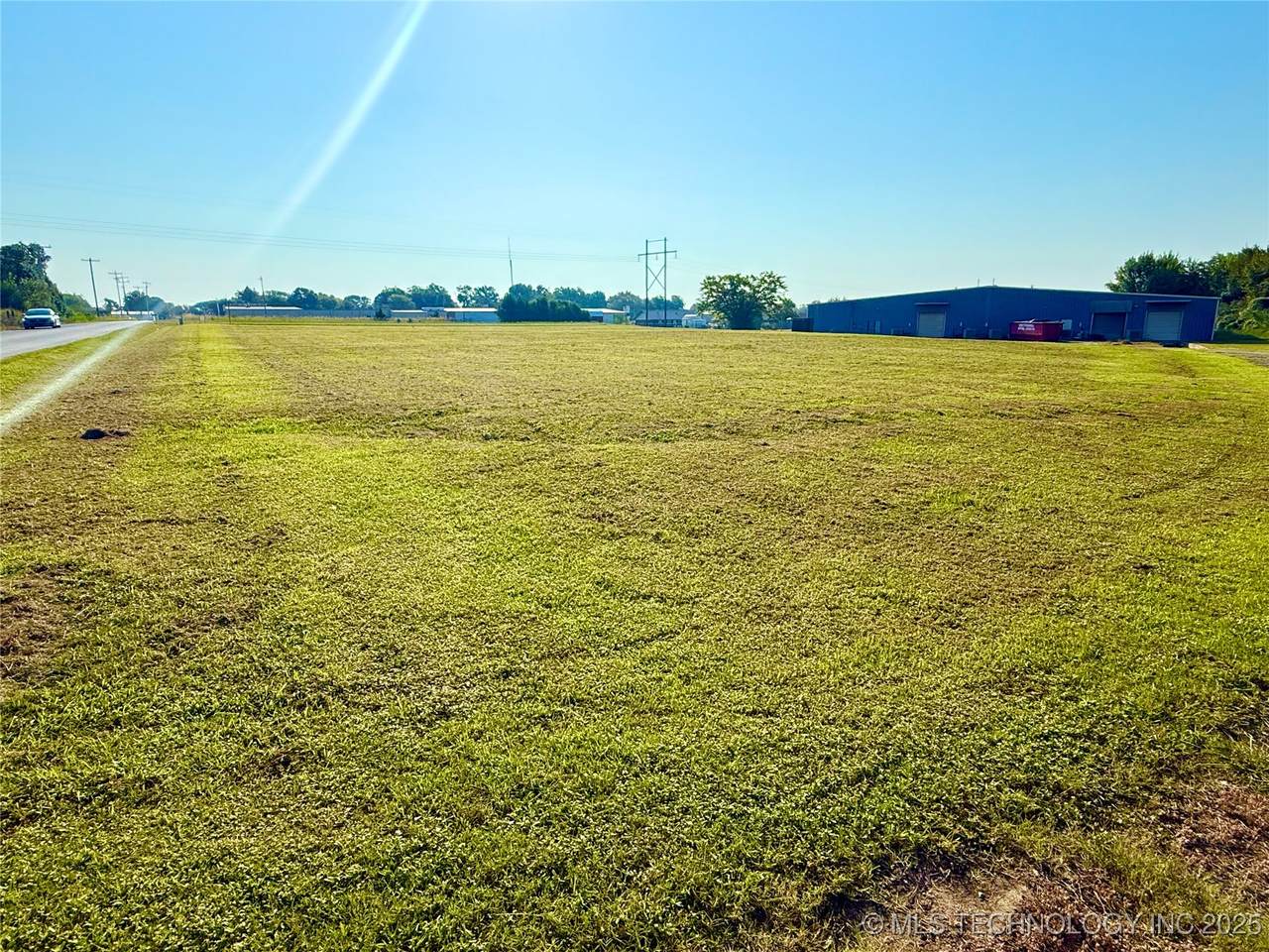 510042652 Zenith Street - Photo 1