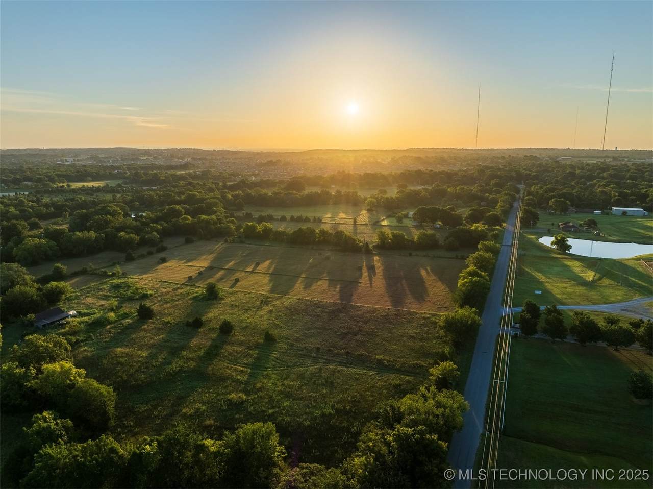 4 96th Street - Photo 1