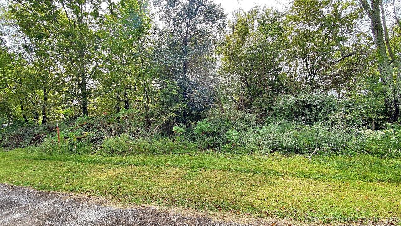 461 Terry Street - Photo 1