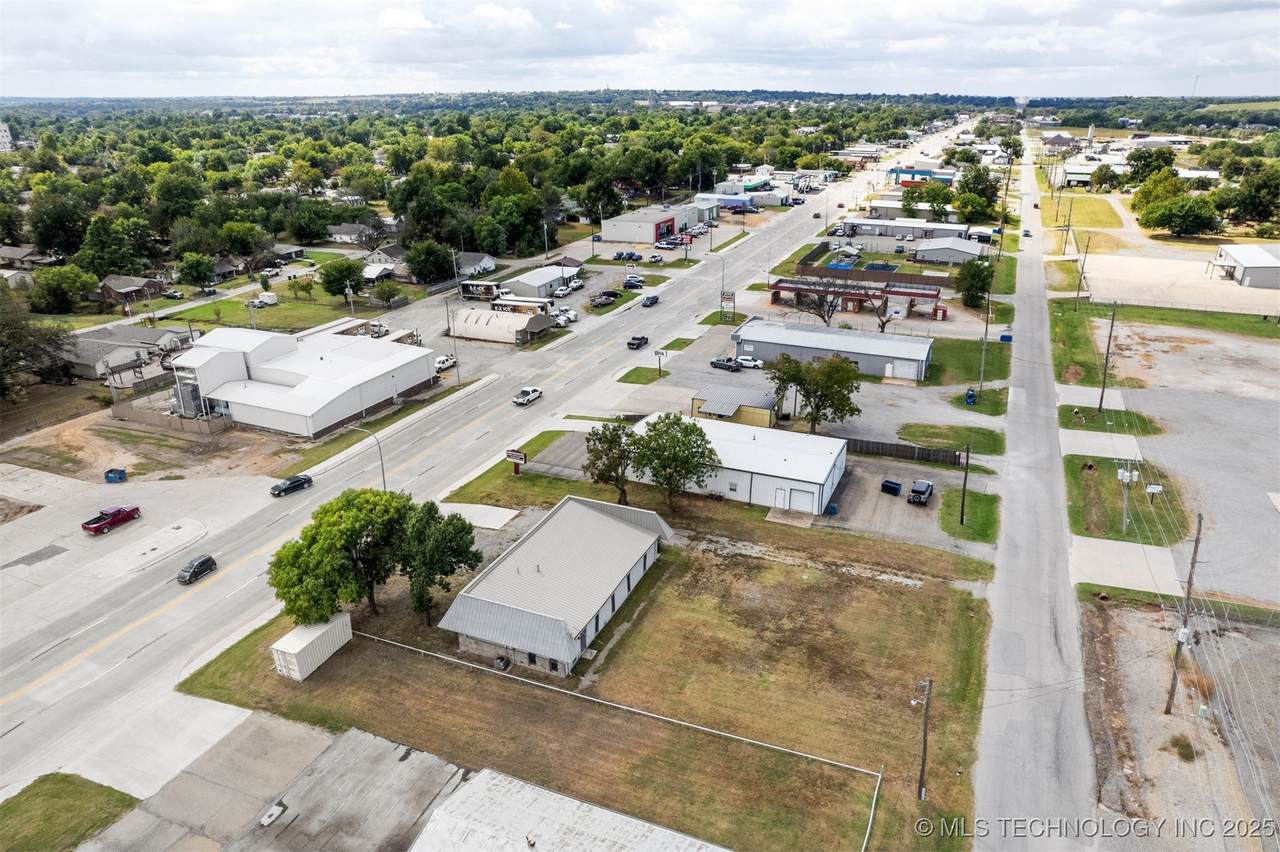 1236 Main Street - Photo 1