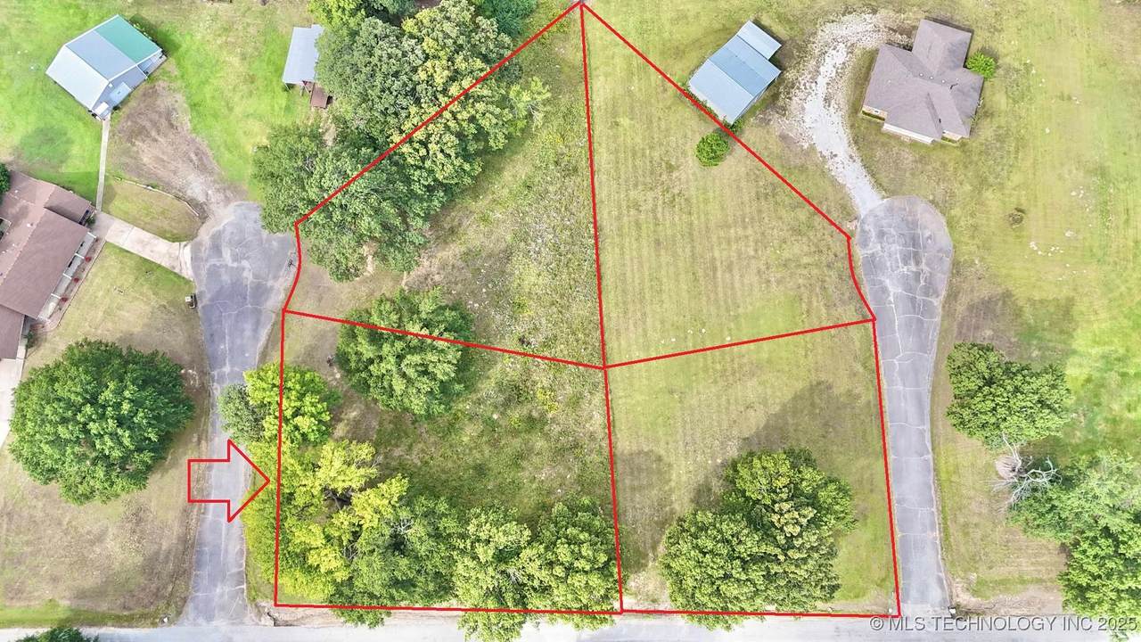 14 3rd Circle - Photo 1