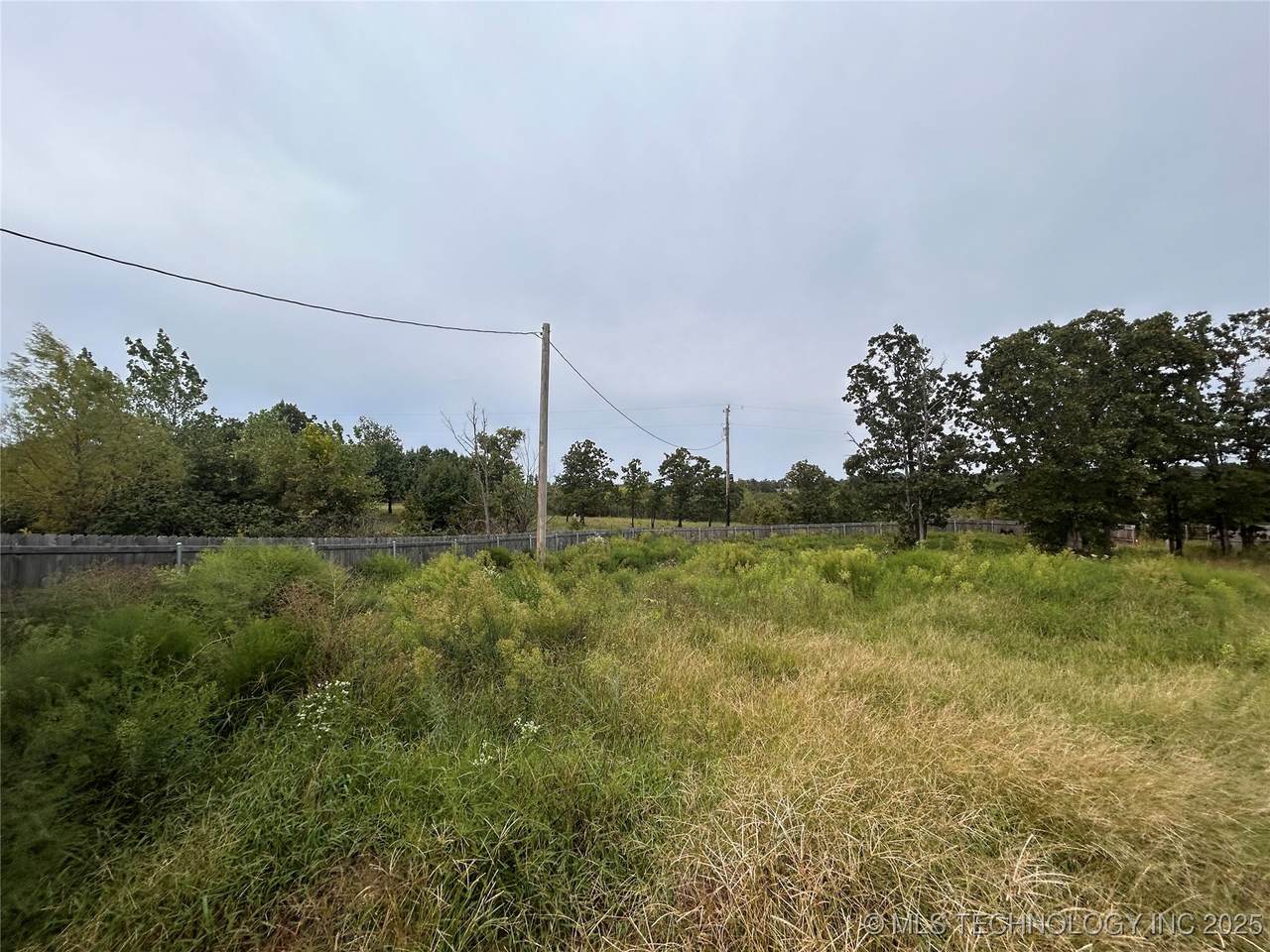 34392 33rd Place - Photo 1