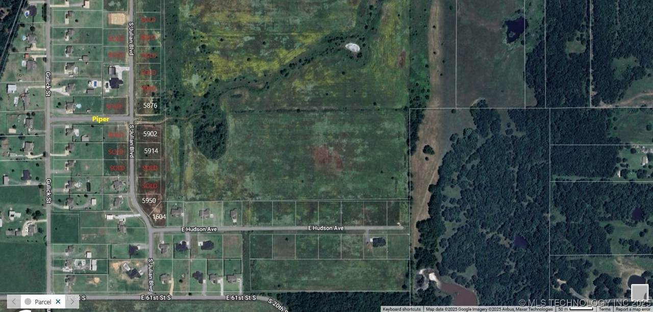 5902 Julian Boulevard - Photo 1