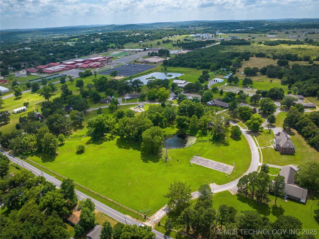 7 Mathis Park Drive - Photo 1