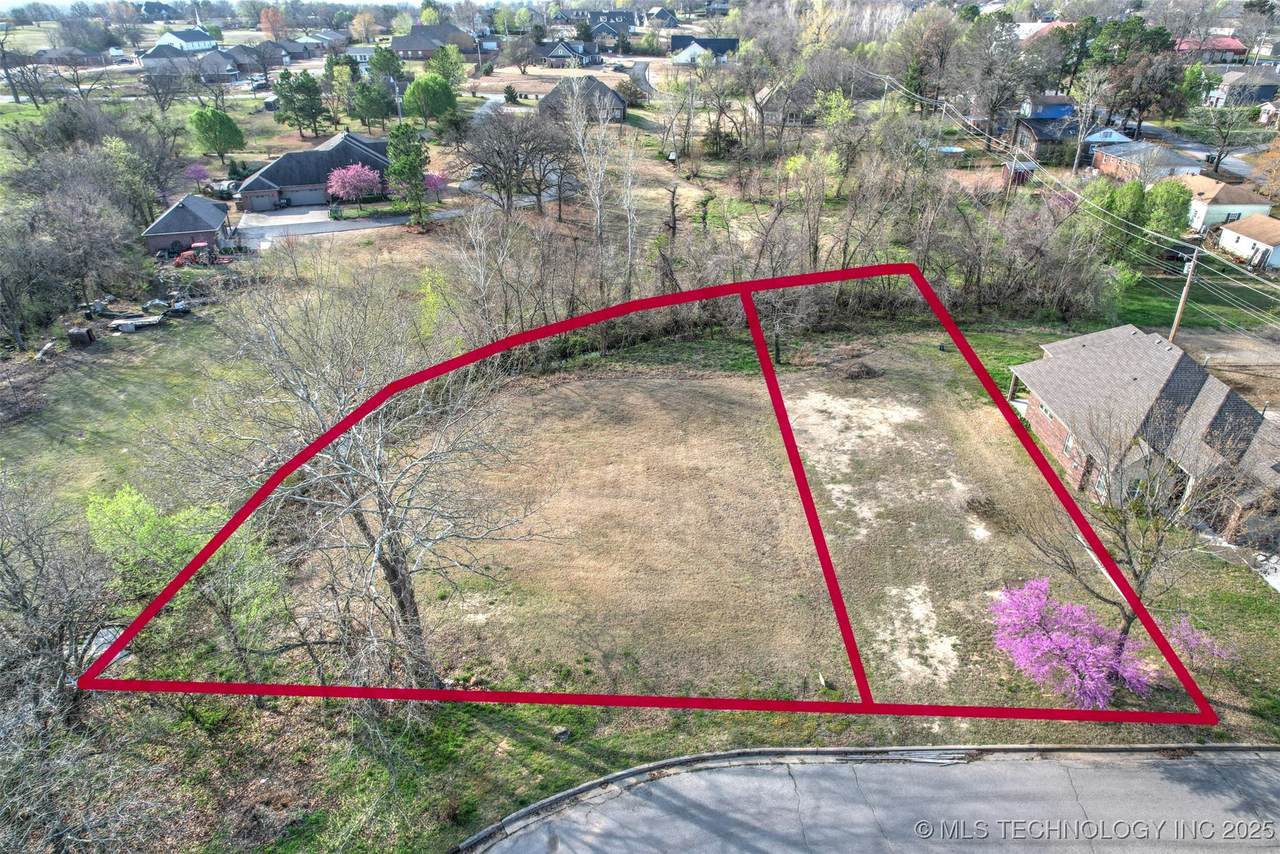 103 Woodview Lane - Photo 1