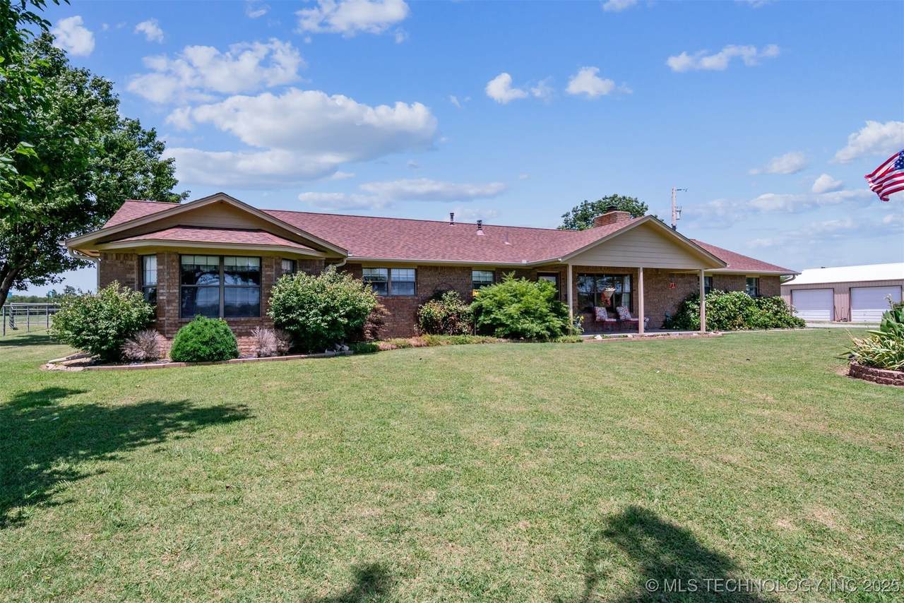 3901 440 Road - Photo 1