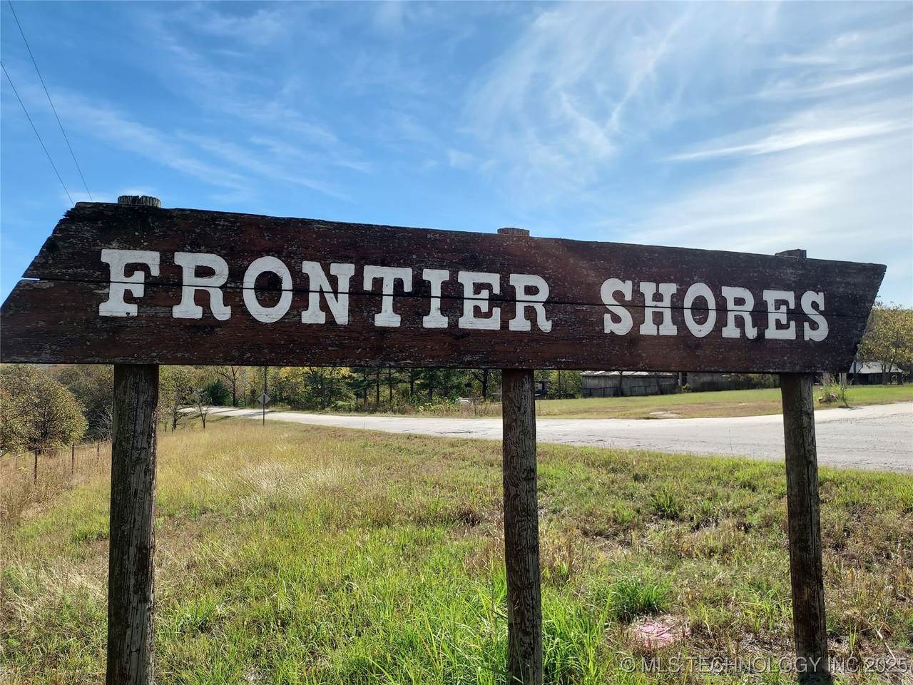  Stagecoach Road - Photo 1