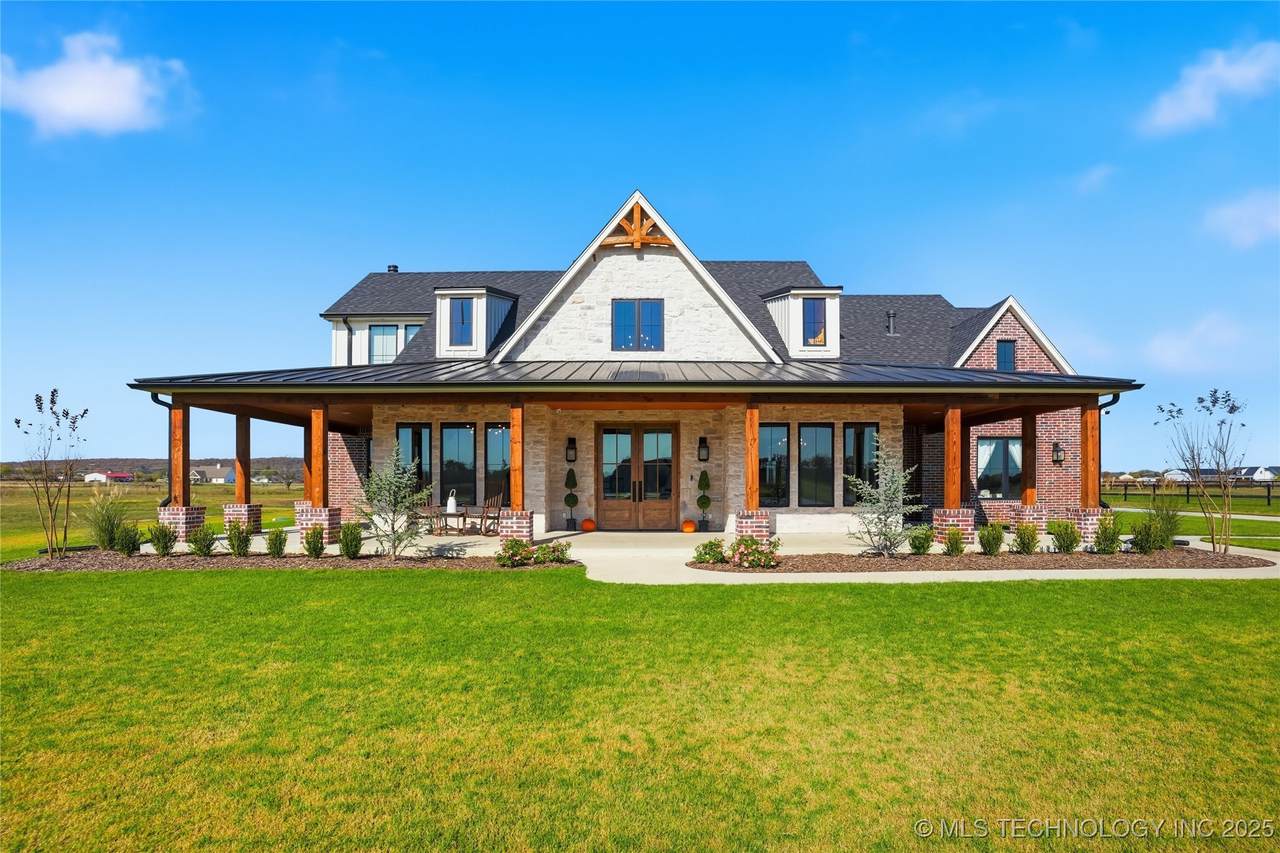 5393 184th Street - Photo 1