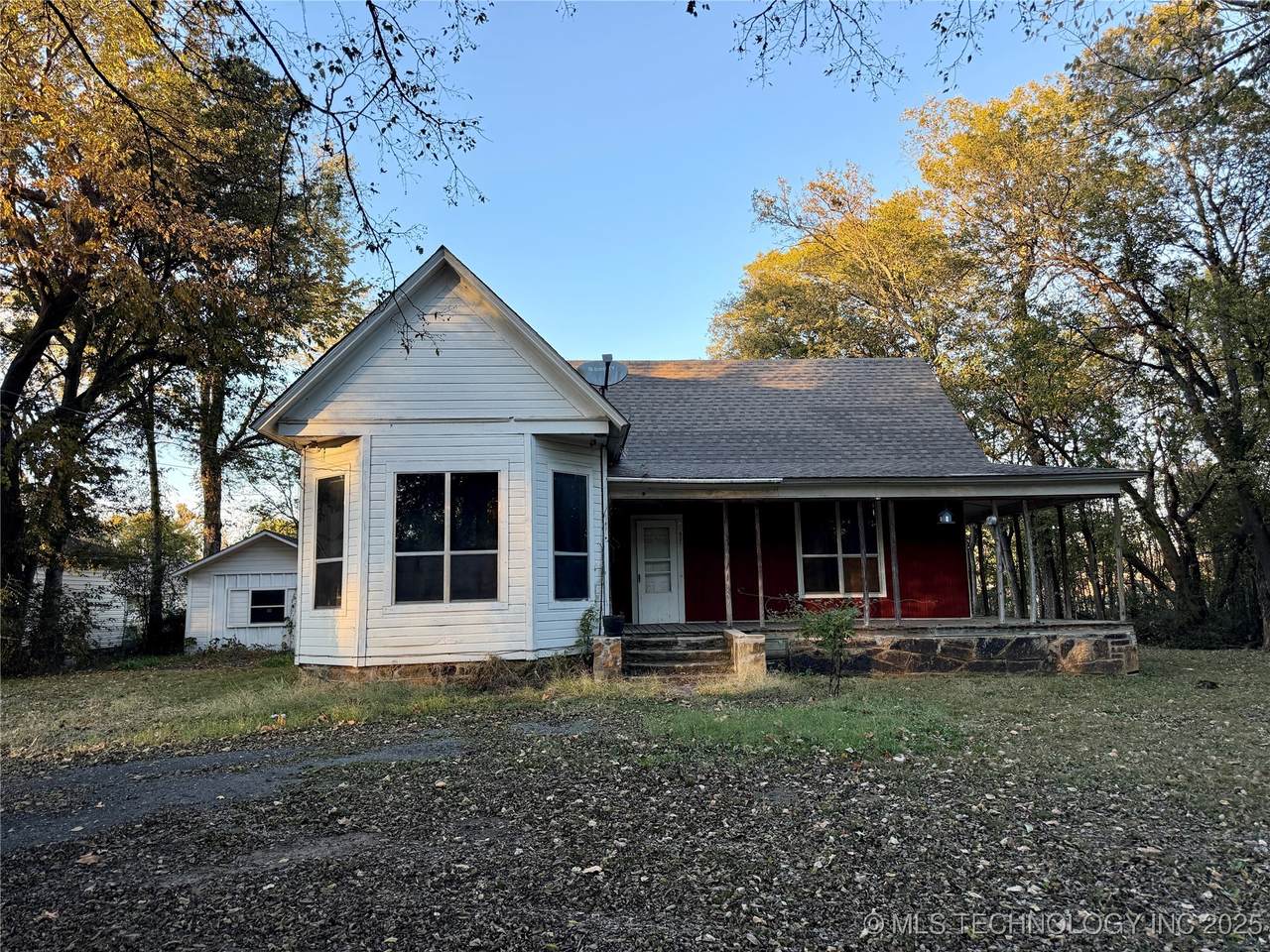 921 Church Street - Photo 1