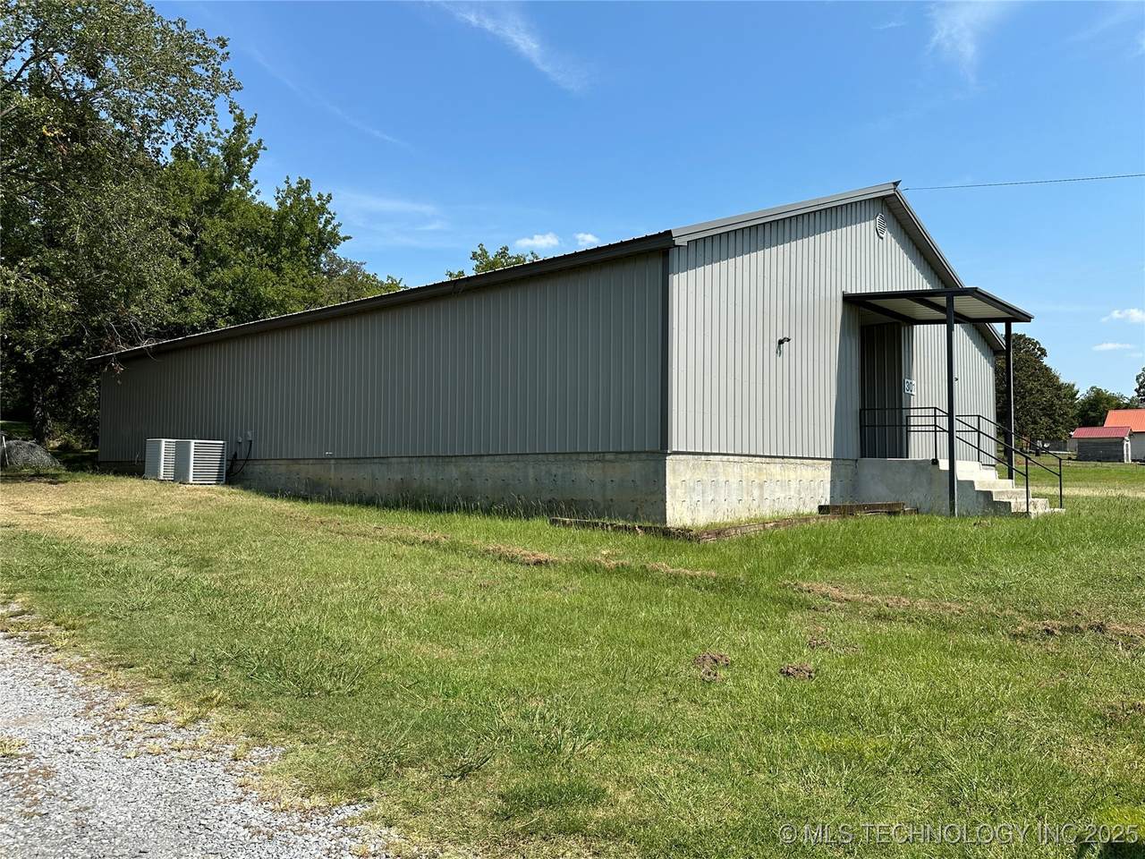 301 Miami Avenue - Photo 1