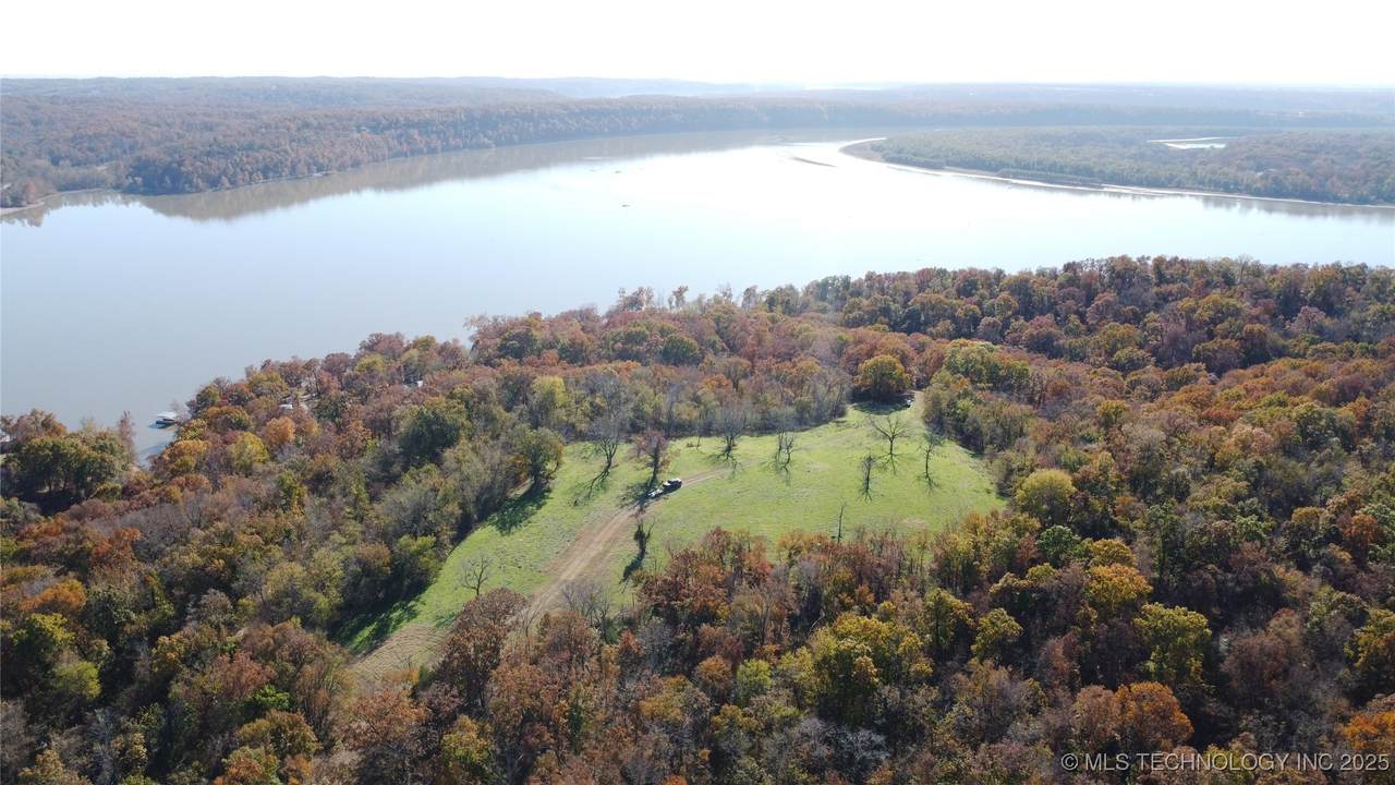 18101 641 Road - Photo 1