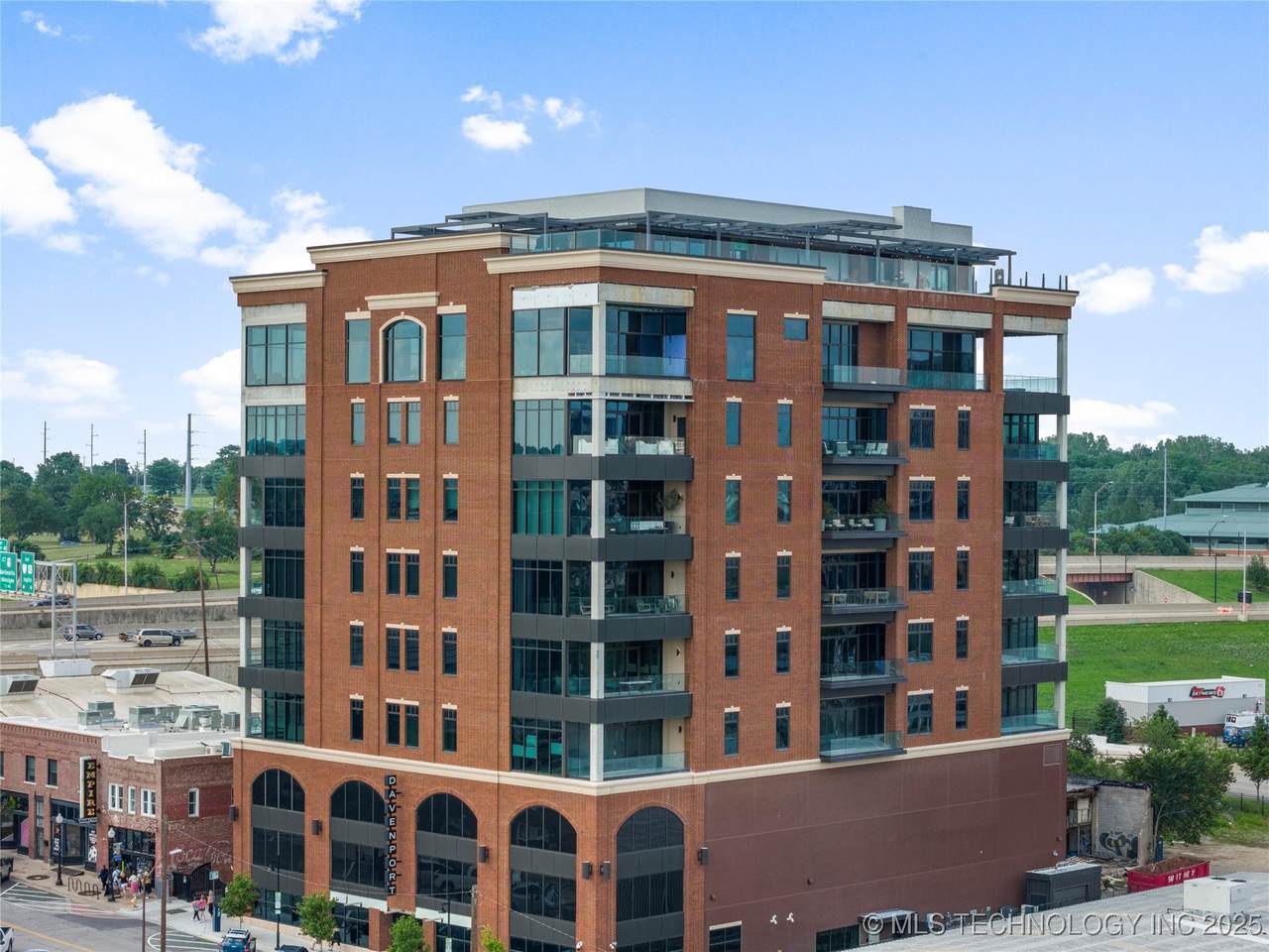 405 Main Street - Photo 1