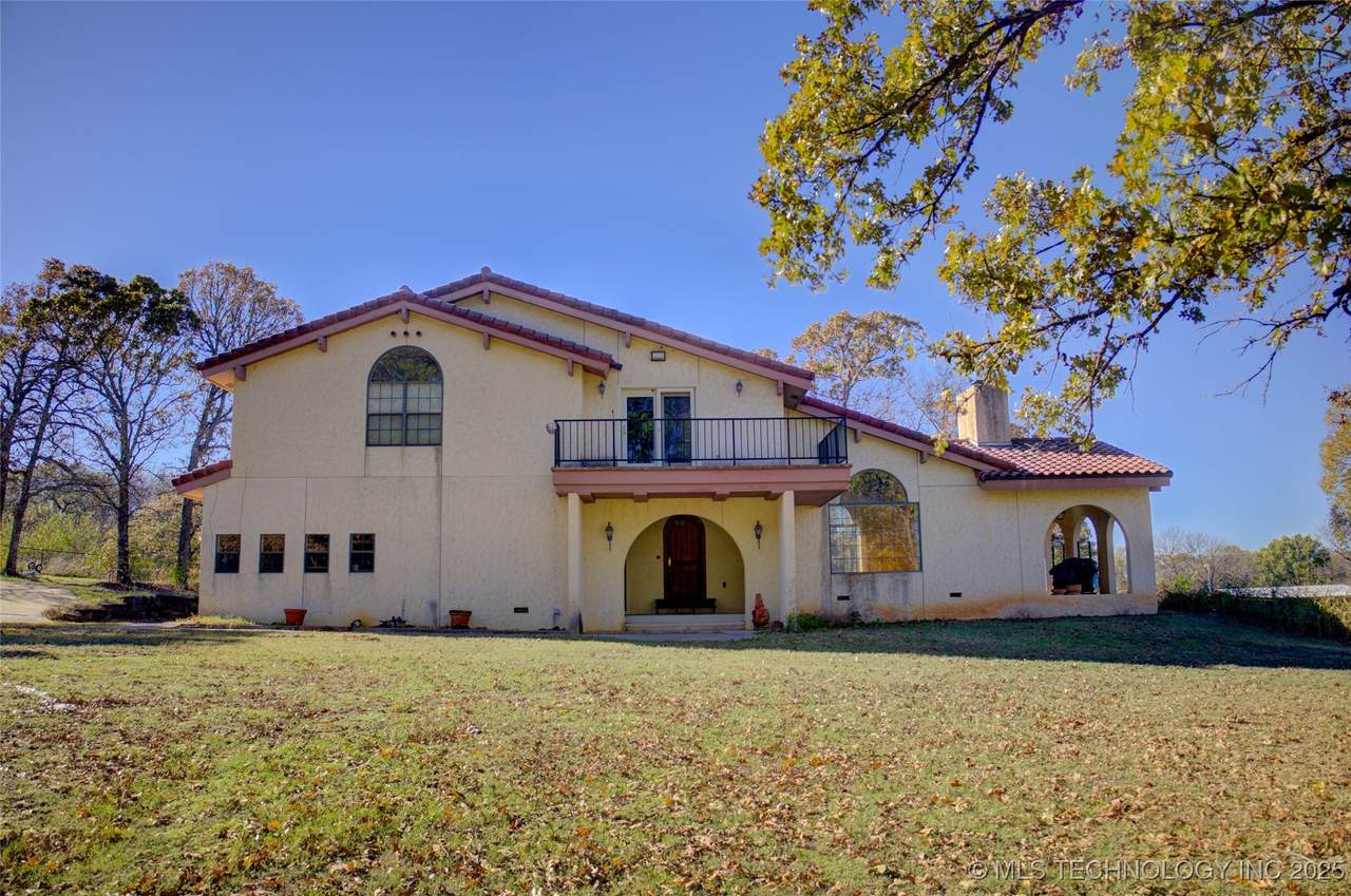 17808 129th East Avenue - Photo 1