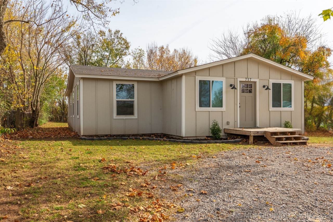 717 Bristow Avenue - Photo 1