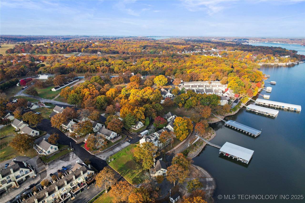 31990 624 Place - Photo 1