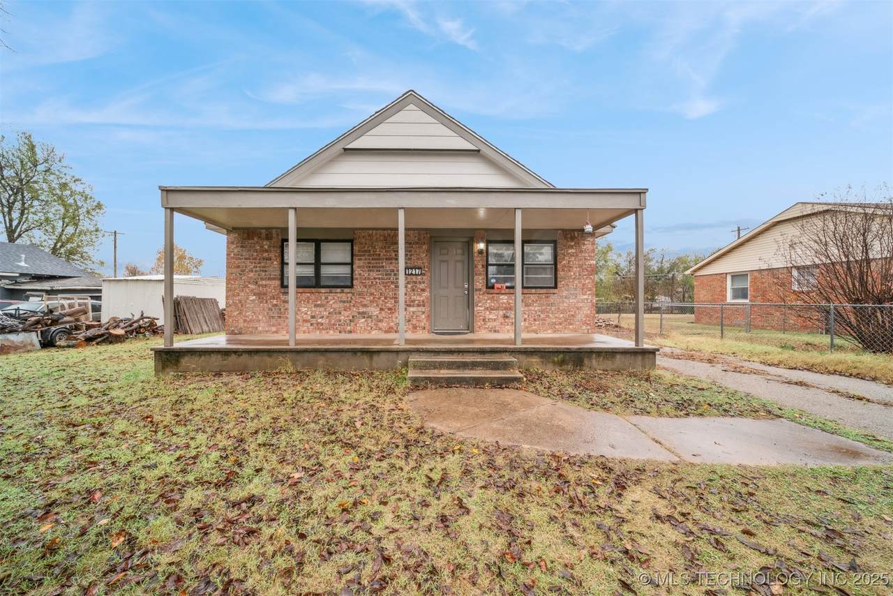 1217 Cherry Street - Photo 1