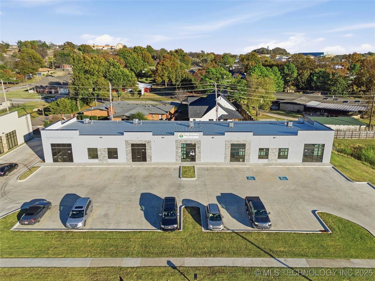 1071 Birch Street - Photo 1