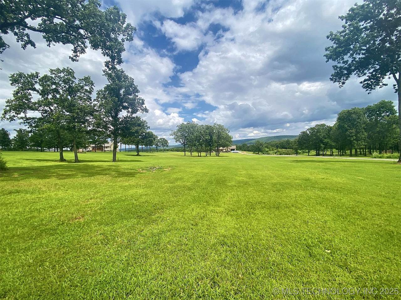 15860 Redbud Road - Photo 1