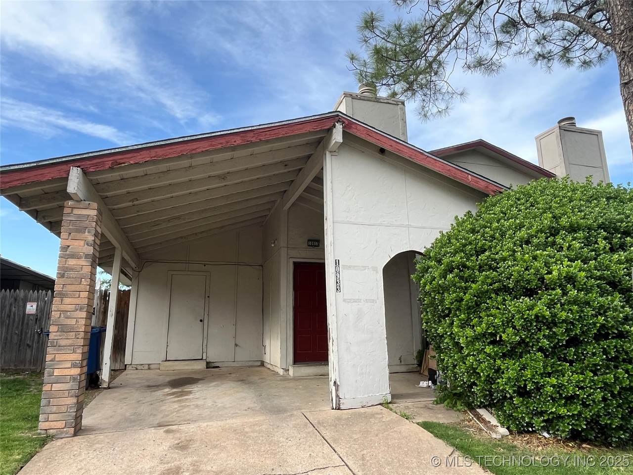 10933 16th Street - Photo 1