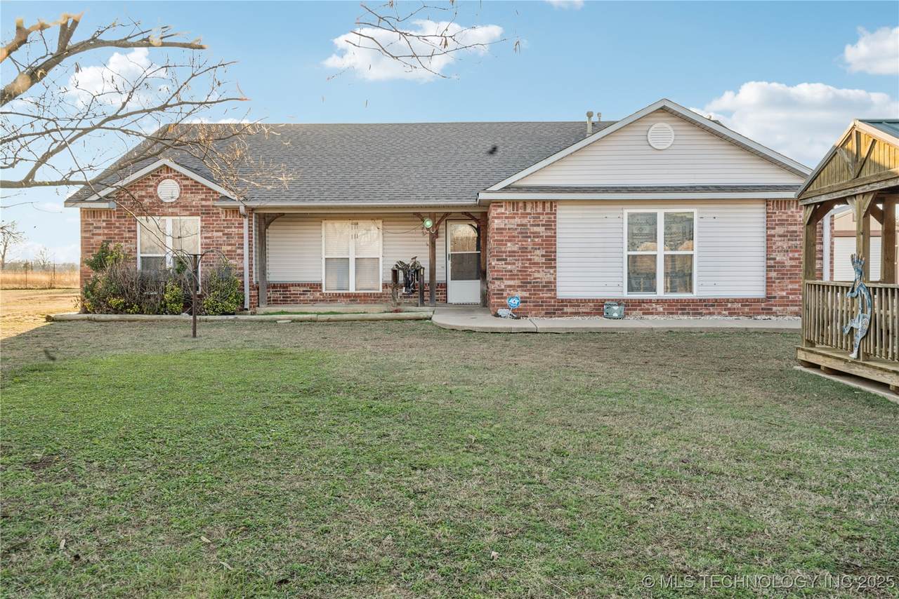 9462 Yorkshire Avenue - Photo 1