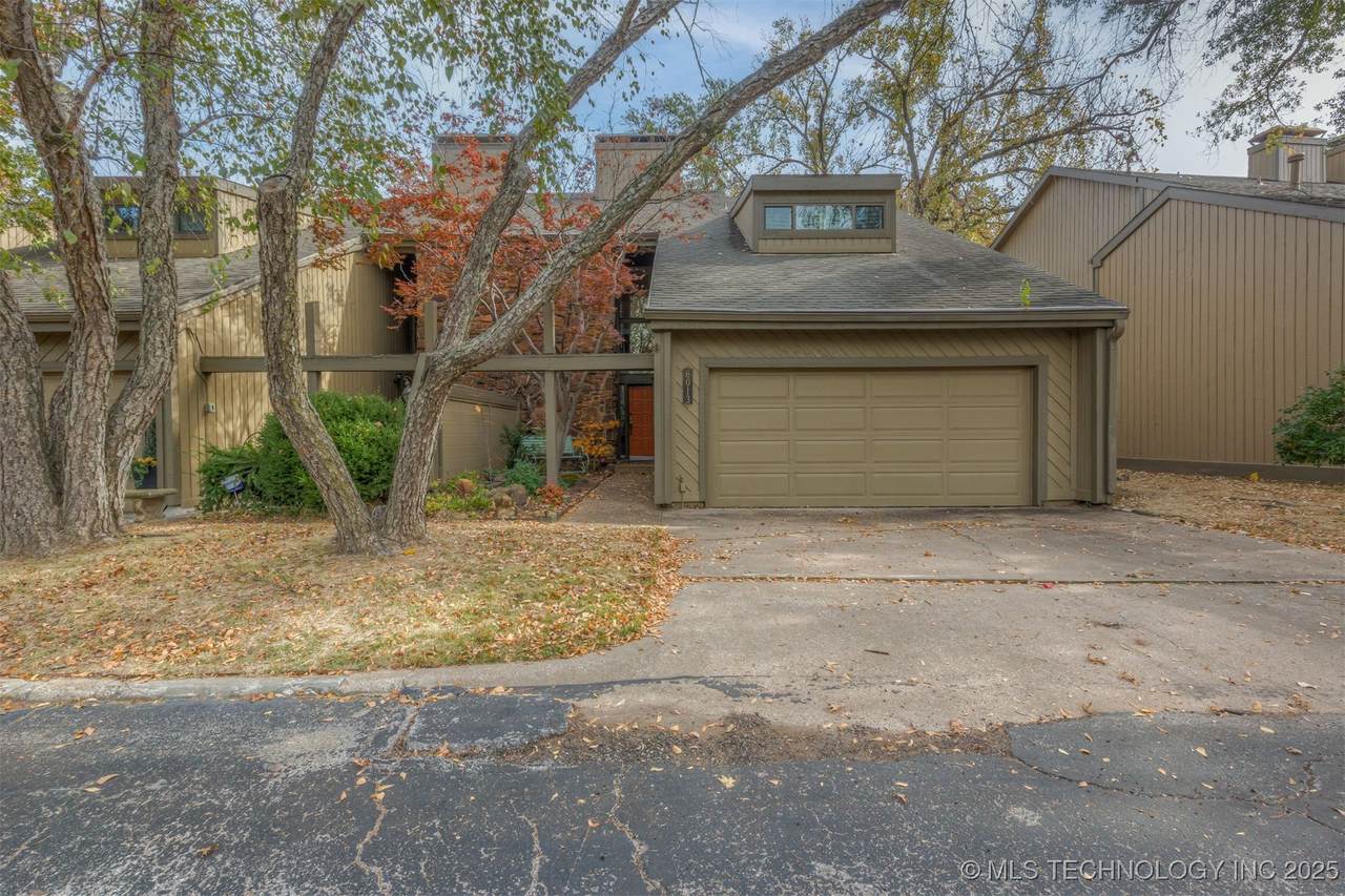 6013 Atlanta Avenue - Photo 1
