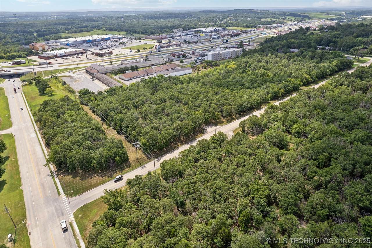  17th Street - Photo 1