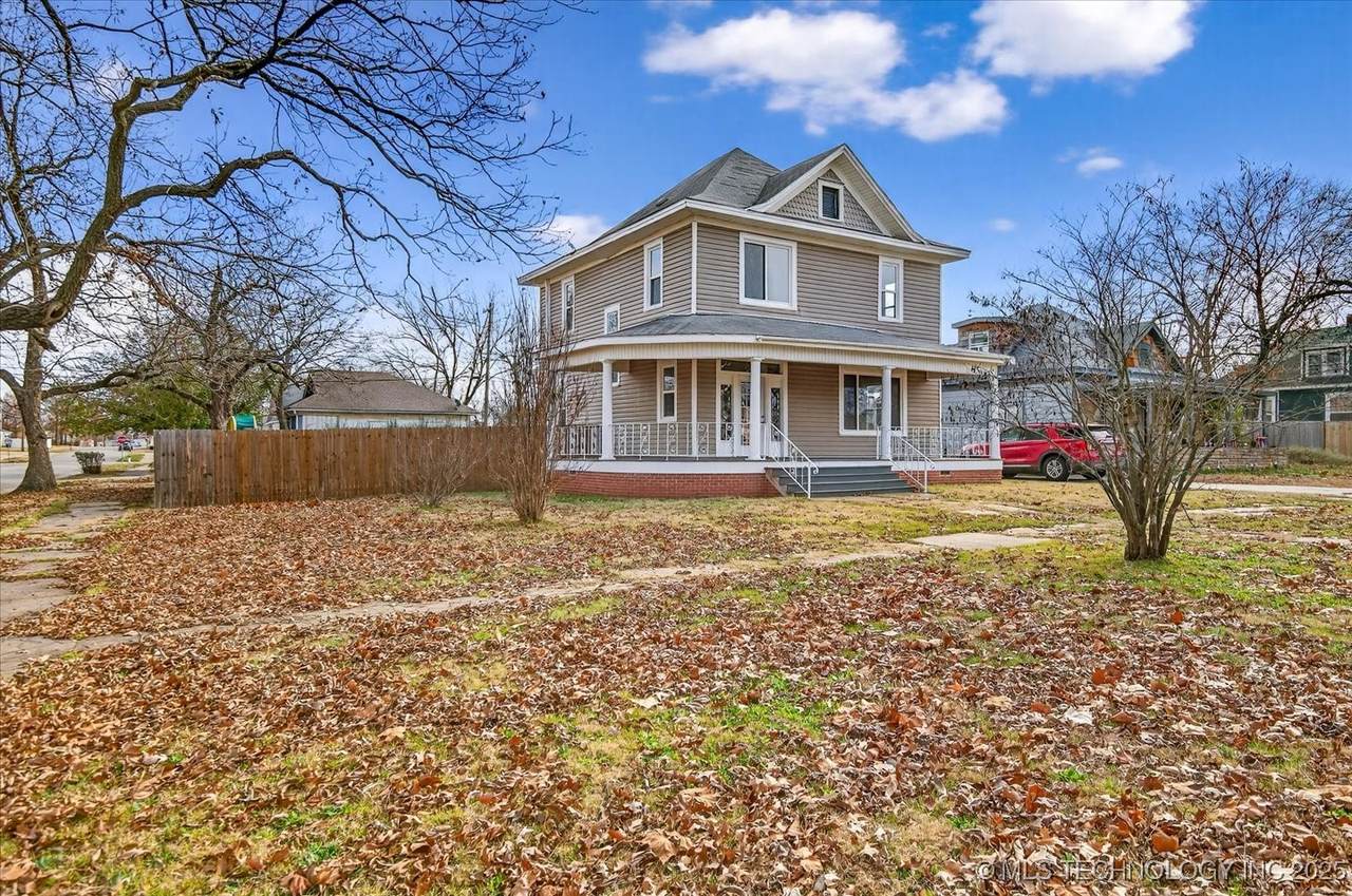 1000 Jennings Avenue - Photo 1