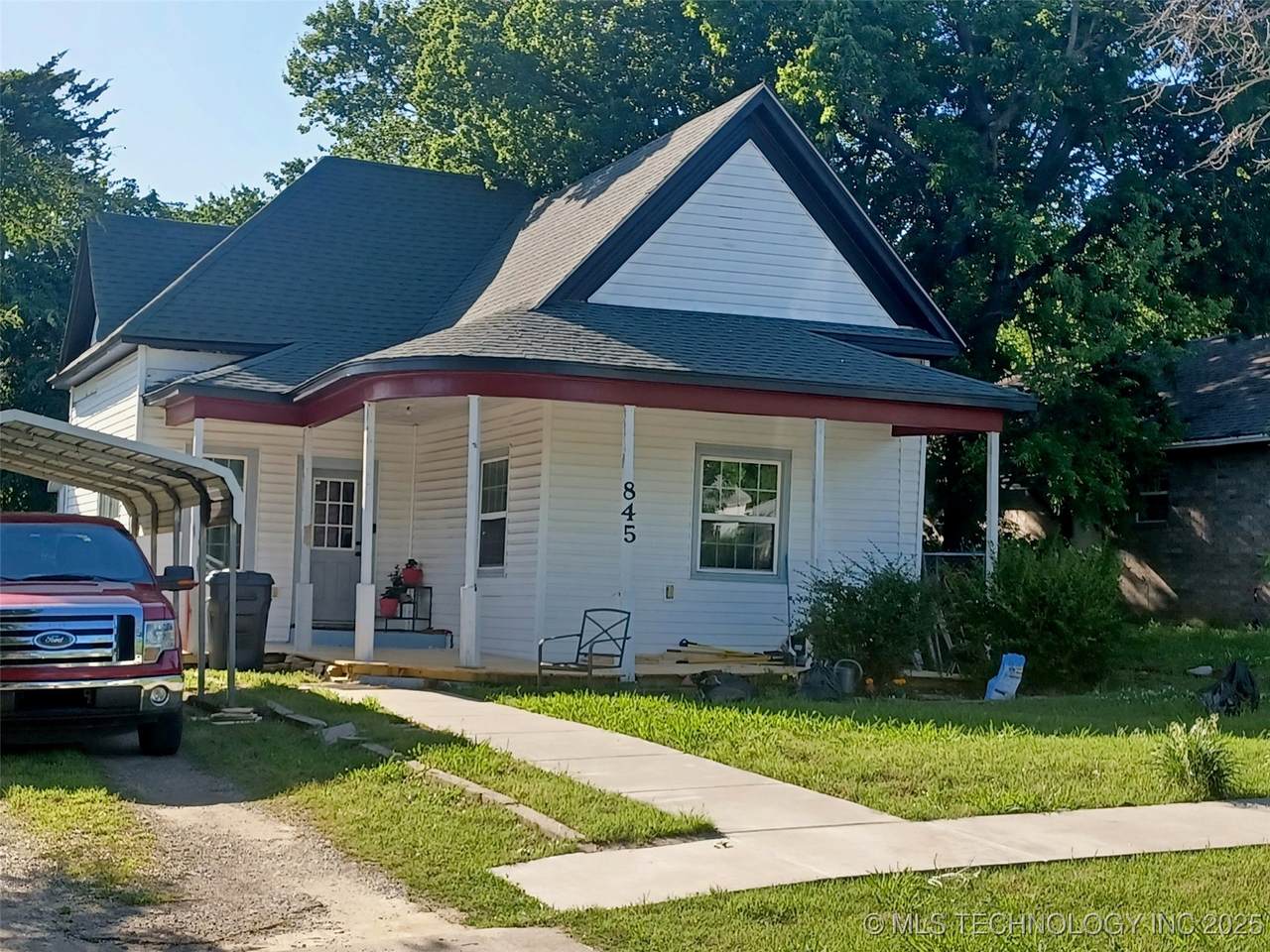 845 C Street - Photo 1