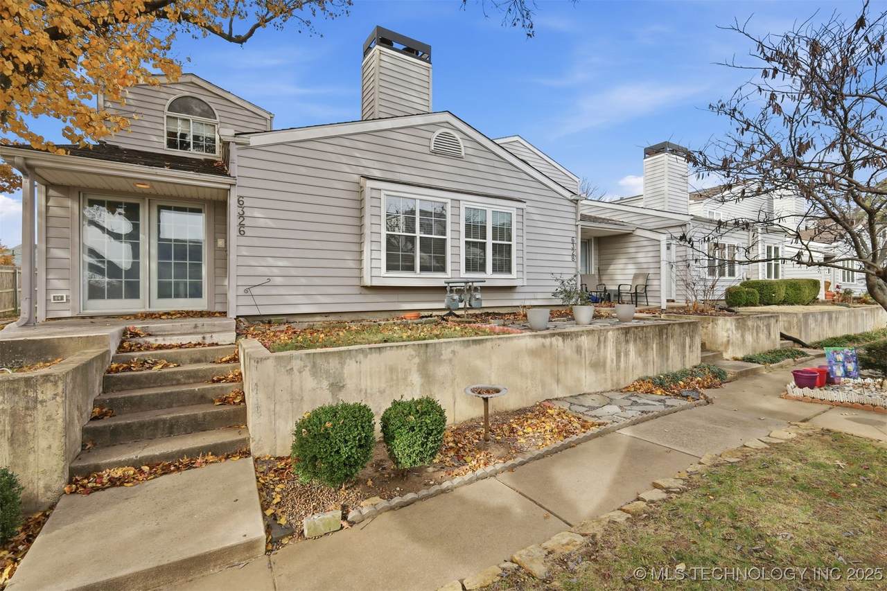 6326 89th Place - Photo 1