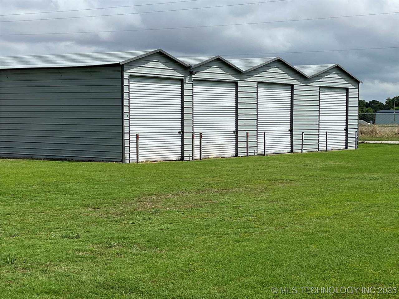 3048 Kelly Road - Photo 1